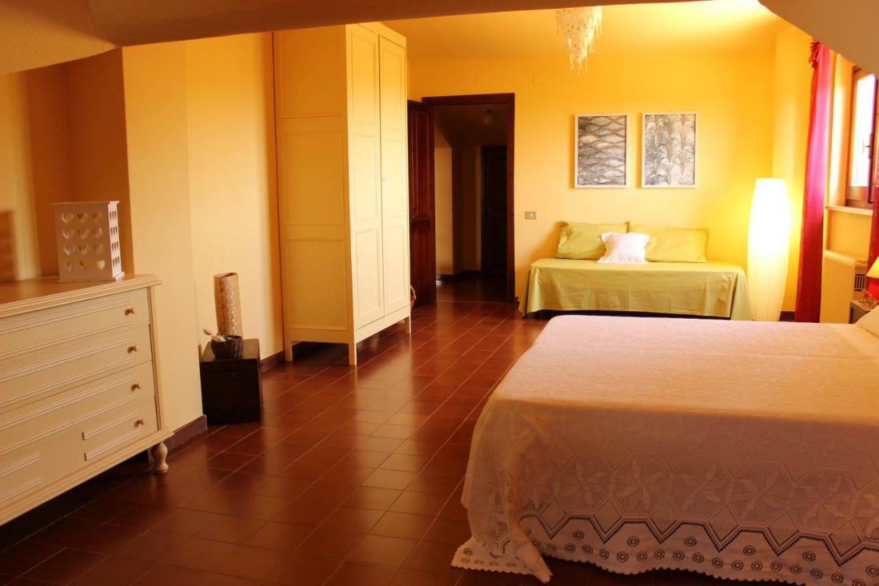 B&B Coldulivo Capoterra Bagian luar foto